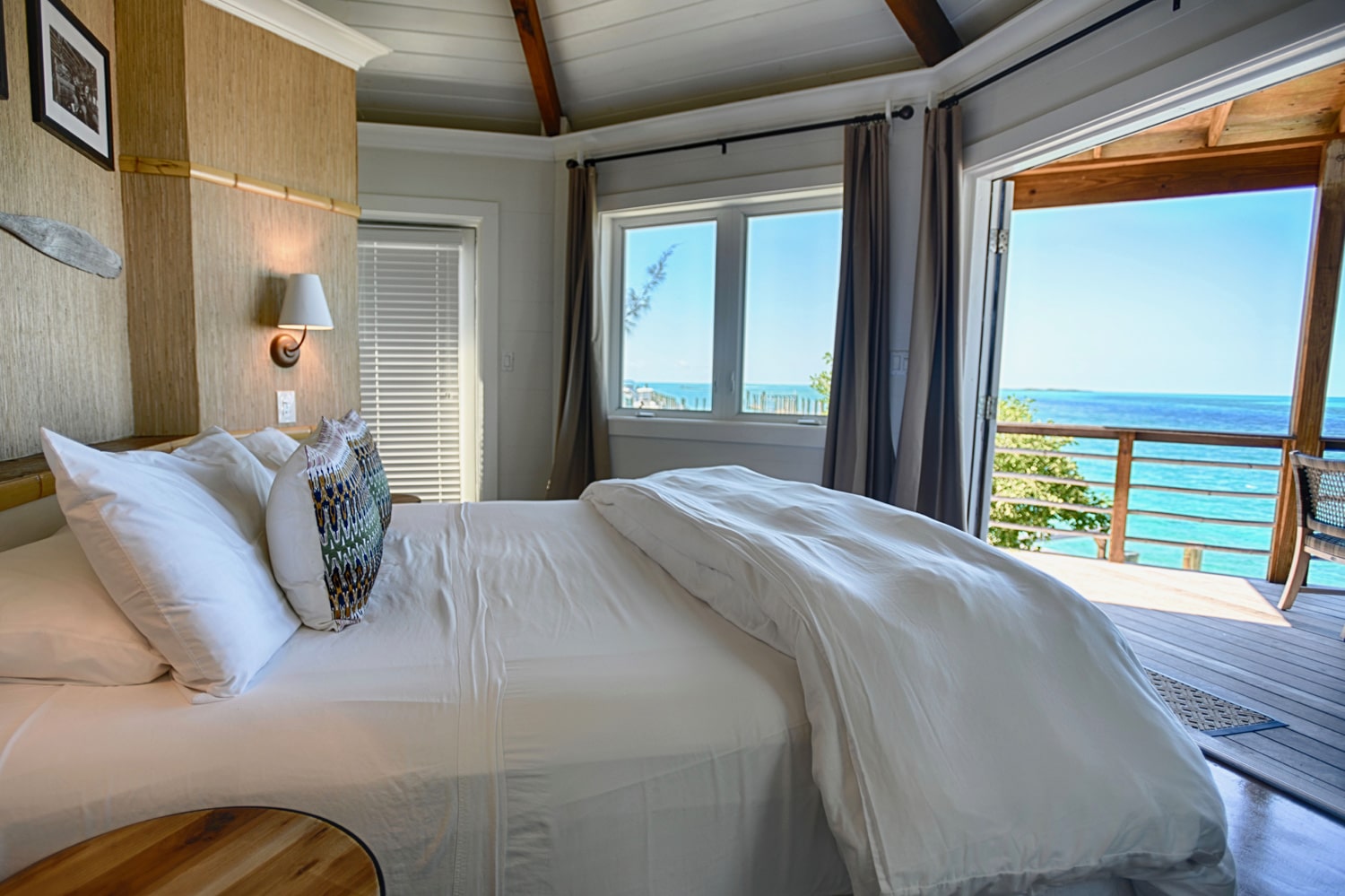 Waterfront Suites Vacation Rentals Staniel Cay